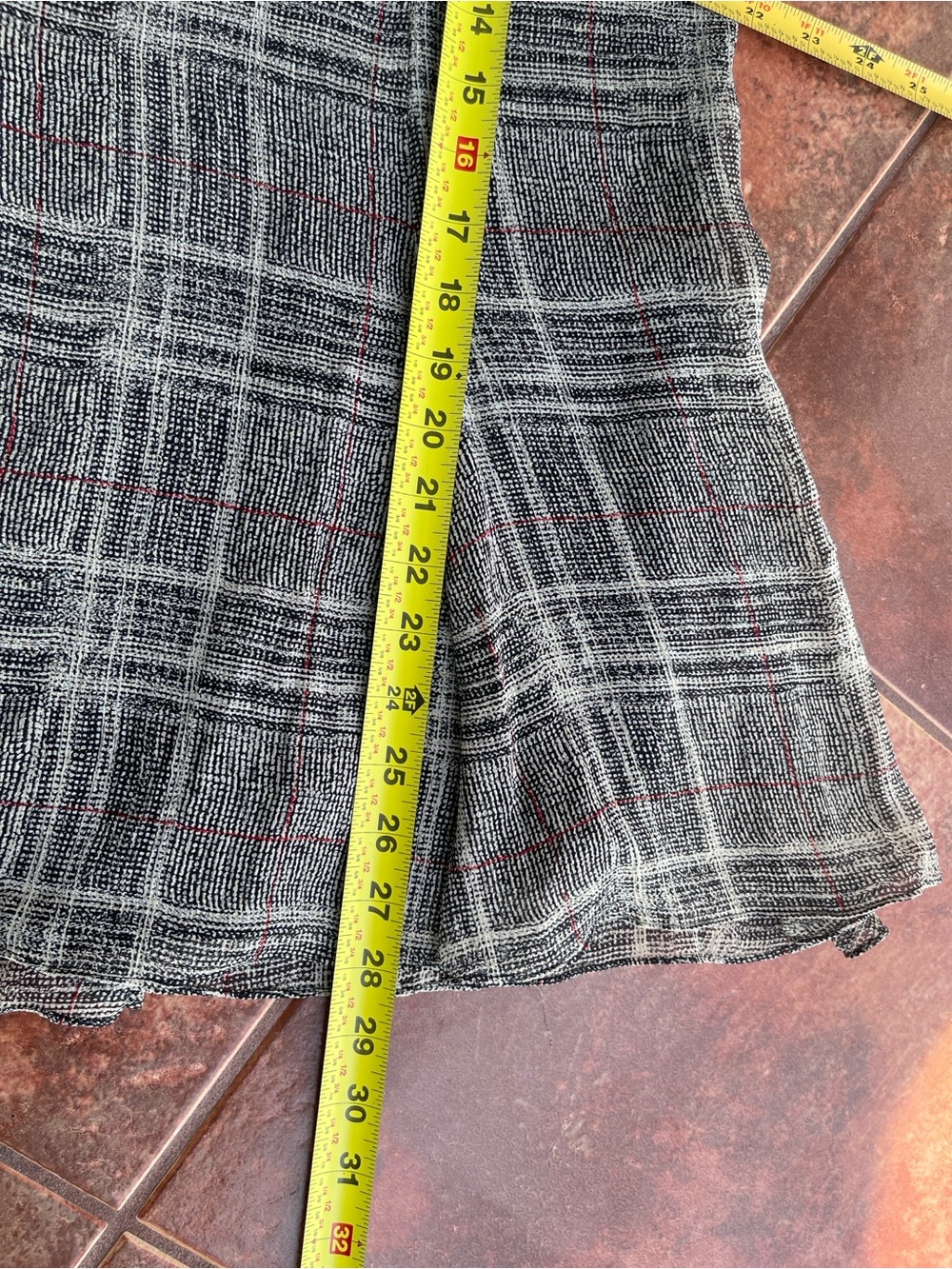 AK Anne Klein 100% Silk Plaid Midi Skirt Size 10 - Picture 13 of 13